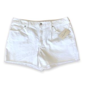 NWT Universal Thread | Women’s High Rise Midi Cut Off Shorts | size 14